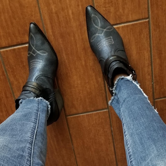 Meet Your Posh Ambassador, Dianeπ§πΎββοΈπ΄πΎ - Picture 7 of 16